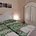 Apartamento By Interhome
