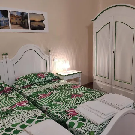 Apartamento By Interhome